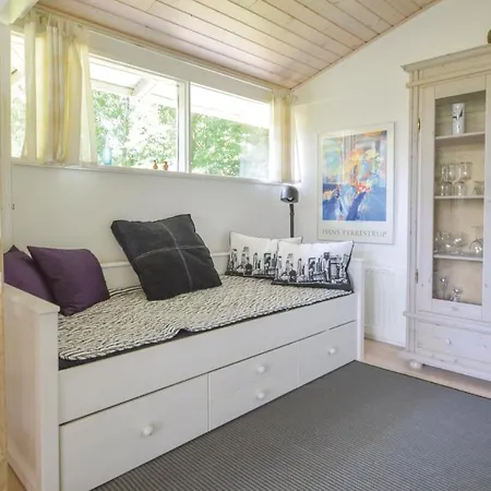 Two-bedroom Holiday In * Hemmet